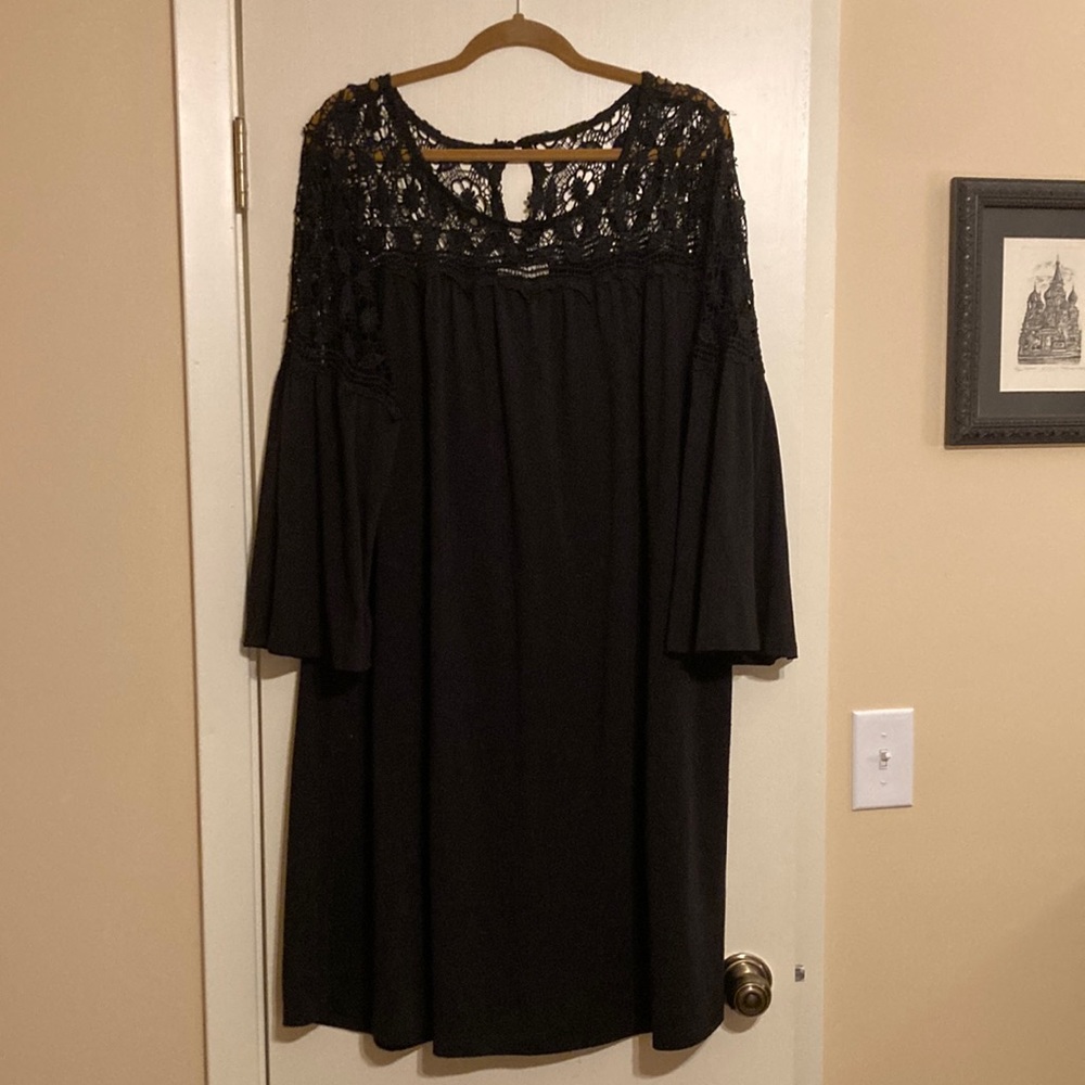Rebellion black tunic with bell sleeve and lace shoulders